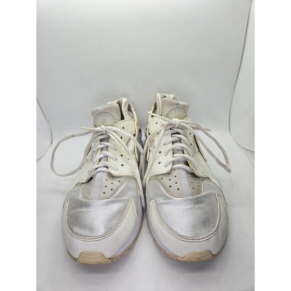 Nike Air Huarache Run Shoes Women's 11 Triple White Athletic Running Sneakers - Picture 2 of 8
